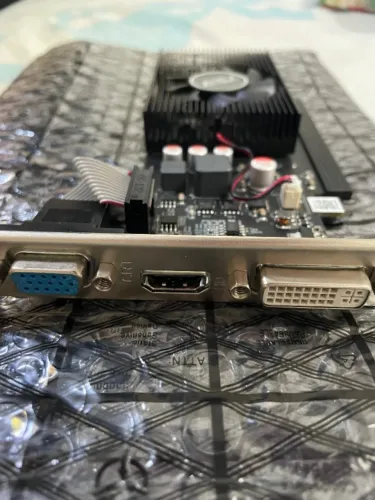 PLACA DE VIDEO GT 730 4GB