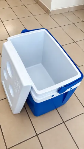 VENDO Caixa Térmica Azul 34L Mor Cooler PERFEITAS CONDIÇÕES