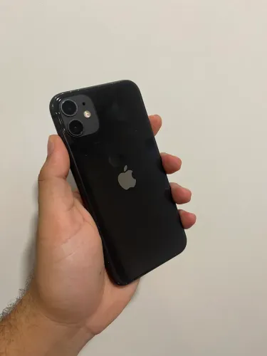 iPhone 11 128gb.