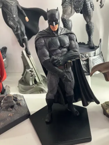 Batman vs Superman Art Scale 1/10 Iron Studios (Batman da Luvinha)