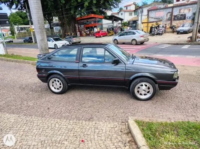 Volkswagen Gol Geração I GTS 1.8 8V Álcool Mec. 2P 1990