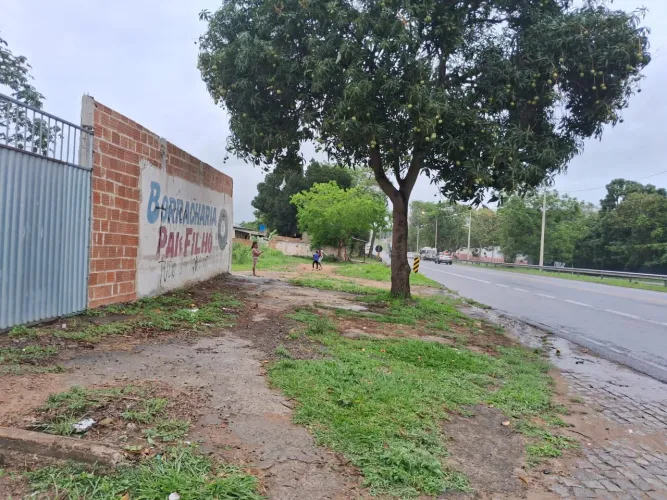 Terreno à Venda, 300m² - Travessão, Campos dos Goytacazes, RJ