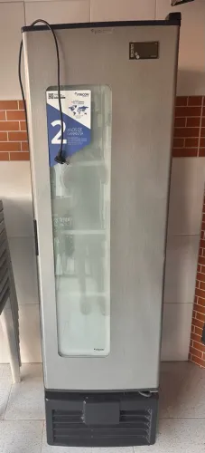 Vende-se um freezer cervejeiro