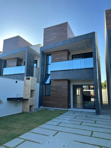 Casa Duplex Com 3 Suítes E Fino Acabamento No Eusebio, 100M Da Ce 010! Cód. 1BON8SI