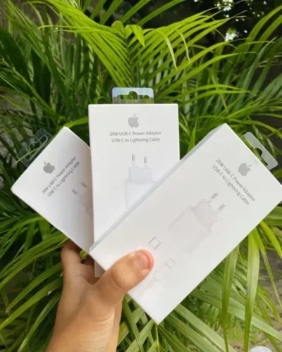 Carregador de iPhone turbo 20w completo 