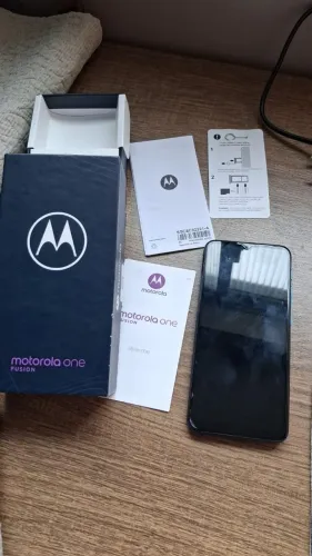 celular motorola one fusion