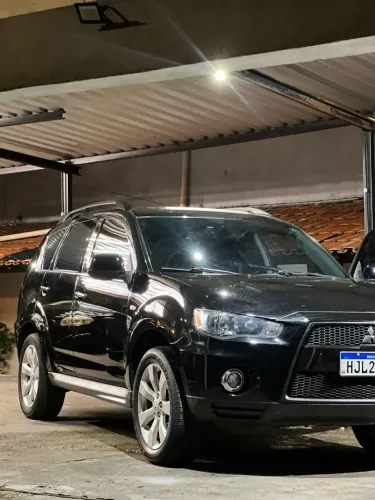 Mitsubishi Outlander 2.0 16V 160cv Aut. 2012