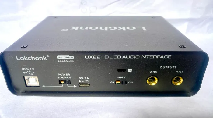 Interface de áudio 2 canais 