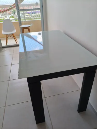 Mesa de vidro 1 m 40 por 80cm