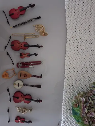 Miniaturas de Instrumentos Musicais