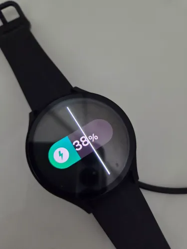 Samsung Galaxy Watch 5 44mm GPS - Funciona Perfeitamente - Defeito na Tela