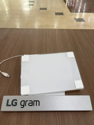 Base expositora notebook LG