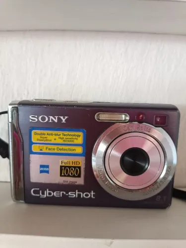 Câmera Sony 8.1 megapixels 