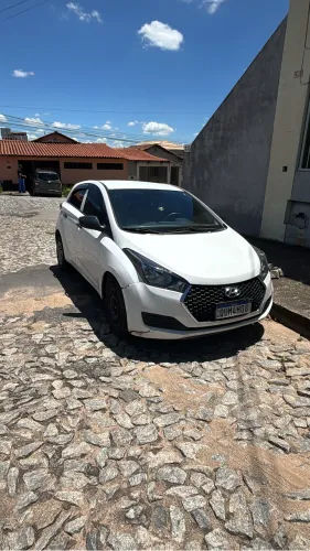 Hyundai HB20 Unique 1.0 Flex 12V Mec. 2019