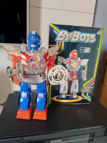 Robô By-bots