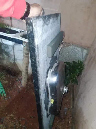 Pia com cuba de aço inox 