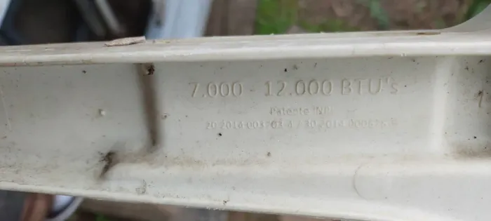 suporte ar condicionado 7 a 12 mil BTUS prateleira  mão francesa plastico 30 reais cada pa