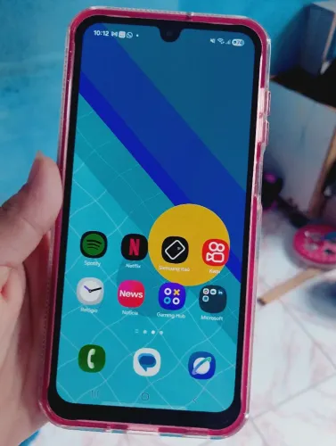 Samsung a17 semi novo