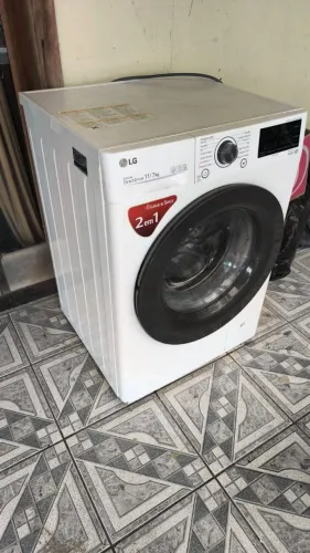 Máquina Lava Seca LG inverter 11kg Seminova