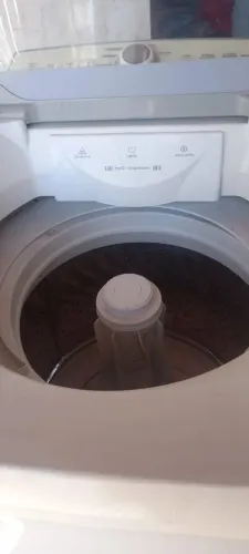 Maquina de lavar brastemp 11kg  funcionando  mas nao esta centrifugando trepida 