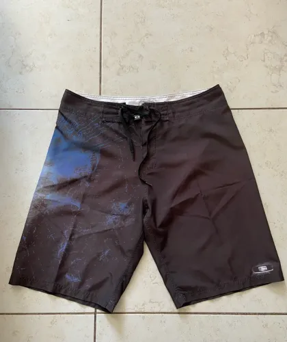 Bermuda Oakley Gascan