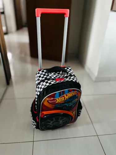 Bolsa escolar + Lancheira + Estojo 