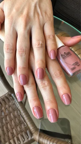 Trabalho com unhas tradicionais adomicilio no conforto de onde vc estiver!