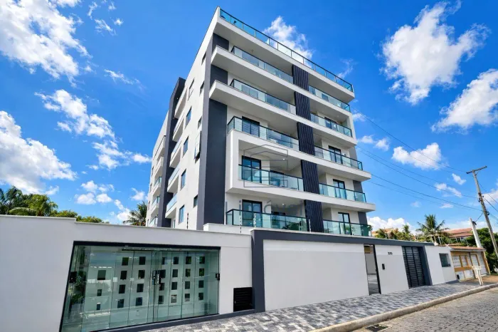 Cobertura linear com 3 suítes à venda em Costa Azul, Rio das Ostras