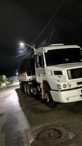 Caminhão+ Mercedes micose+otimo nmr de contato *