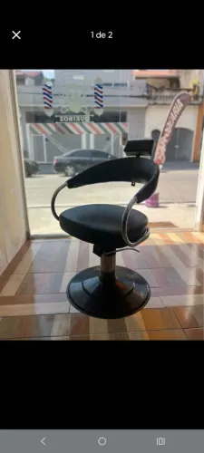 Cadeira de salão barbearia preta