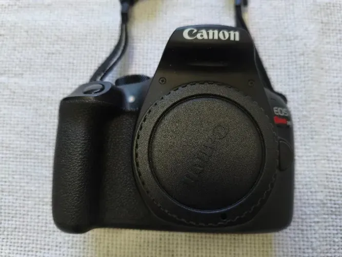 Canon EOS Rebel T6 (Corpo) Impecável + Cartão PNY 256GB + Kit Wasabi Completo