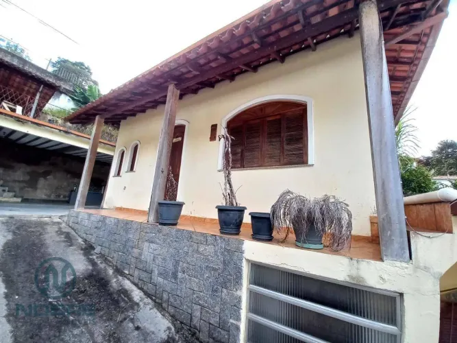 Casa com 2 dormitórios à venda, 150 m² por R$ 595.000,00 - Tijuca - Teresópolis/RJ