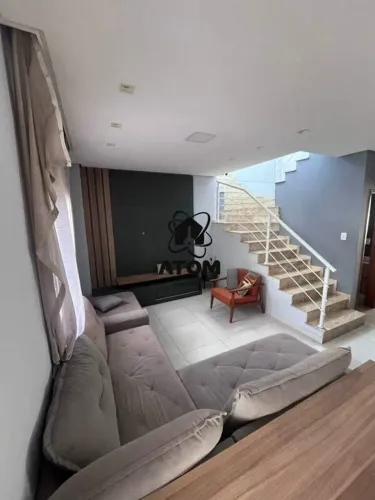 Casa Mobiliada disponível para locação em condomínio em Taubaté