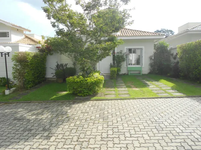 OPORTUNIDADE! CASA TÉRREA ISOLADA, EM CONDOMÍNIO, A VENDA NO BAIRRO TIJUCO PRETO - R$ 600.