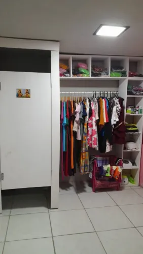 Nincho para roupas 