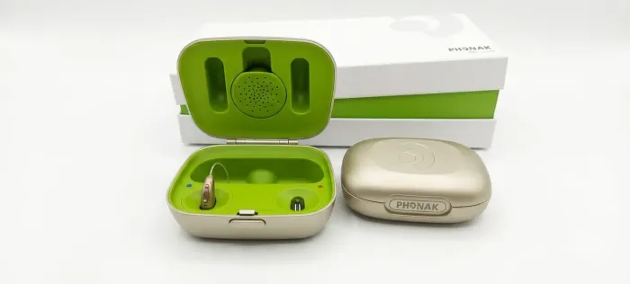 Kit de Som e Acessórios Phonak (Estojo + Carregador + Cabo)