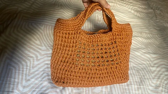 Bolsa feita a mão ?
