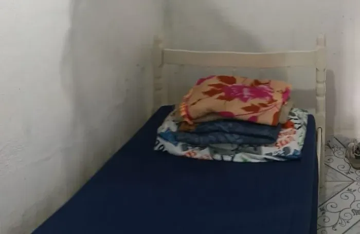 Cama solteirão 