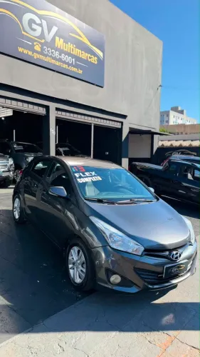 Hyundai HB20 Premium 1.6 Flex 16V Mec. 2013
