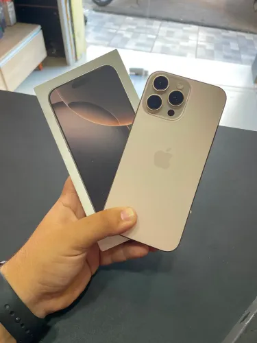 iPhone 16 Pro Max garantia apple