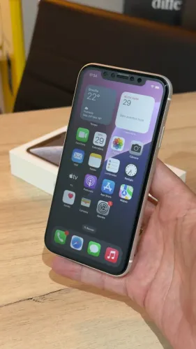 iPhone XR 128GB Branco - Com nota fiscal e 3 meses de garantia! Loja física! Até 18x 