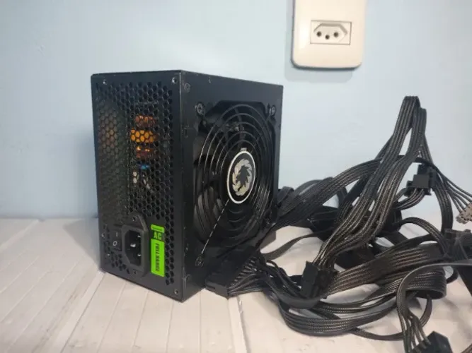 Fonte GamerMaxx GS600 600W