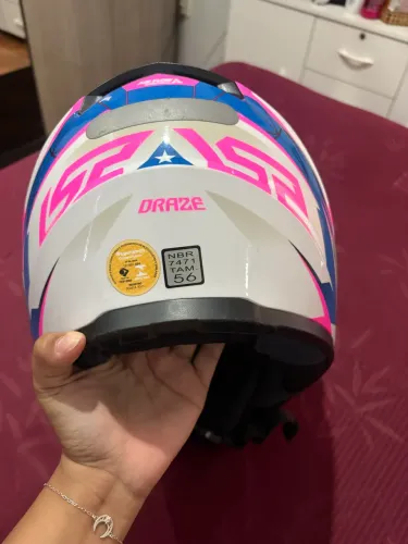Vendesse capacete