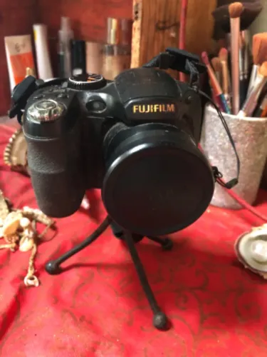 Camêra Fotográfica Fujifilm 18x