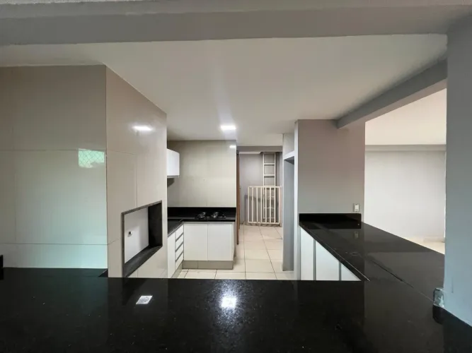 ALUGA-SE APARTAMENTO - QUADRA 321, DEL LAGO
