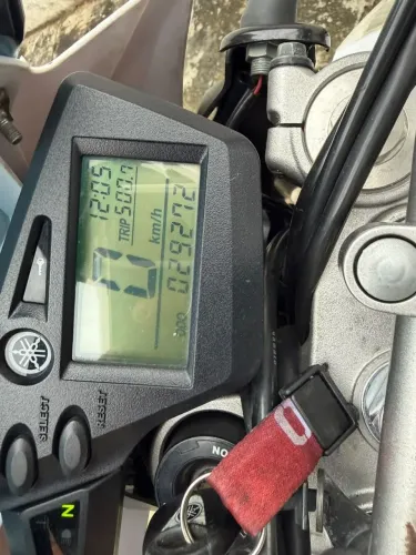 Vendo ou troco xt660 por onix ou hb 20 ou sharaa