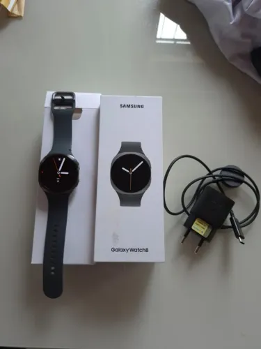 Samsung Galaxy Watch 8 (SM-L325F)