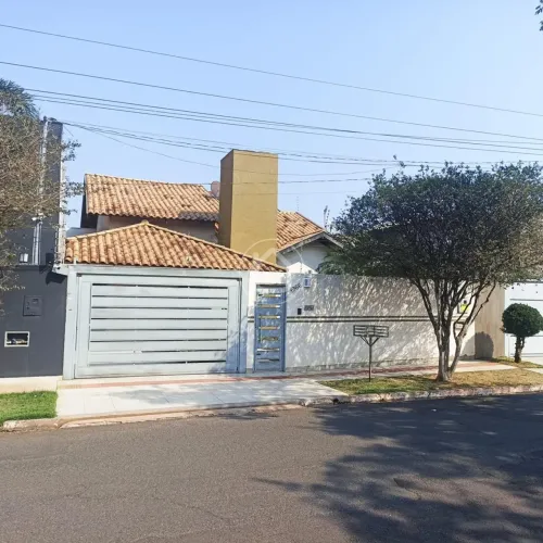CASA COM 3 QUARTOS COM PISCINA VILAS BOAS