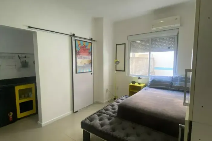Apartamento jk mobiliado para alugar no Centro Histórico