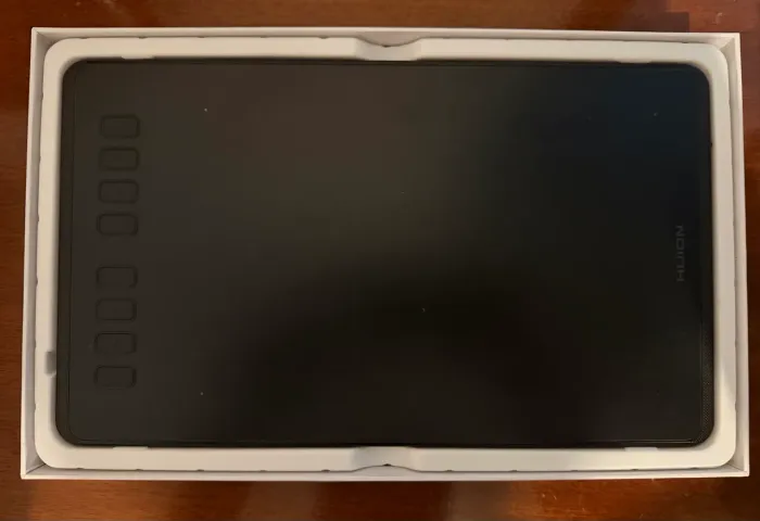 Mesa Digitalizadora Huion Inspiroy H950P Completa